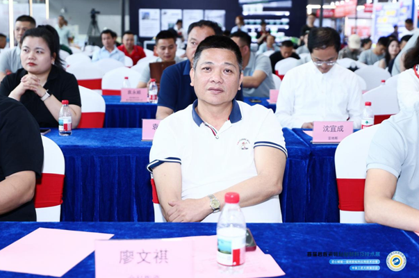 巧技筑界，狀元護航 | 金科瓷磚獨家冠冕工匠盛典！
